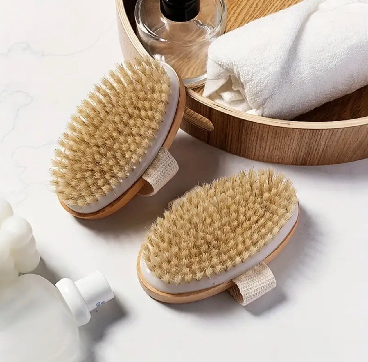 Natural Bristle Body Brush – Wooden Handheld Exfoliating Brush for Wet & Dry Skin