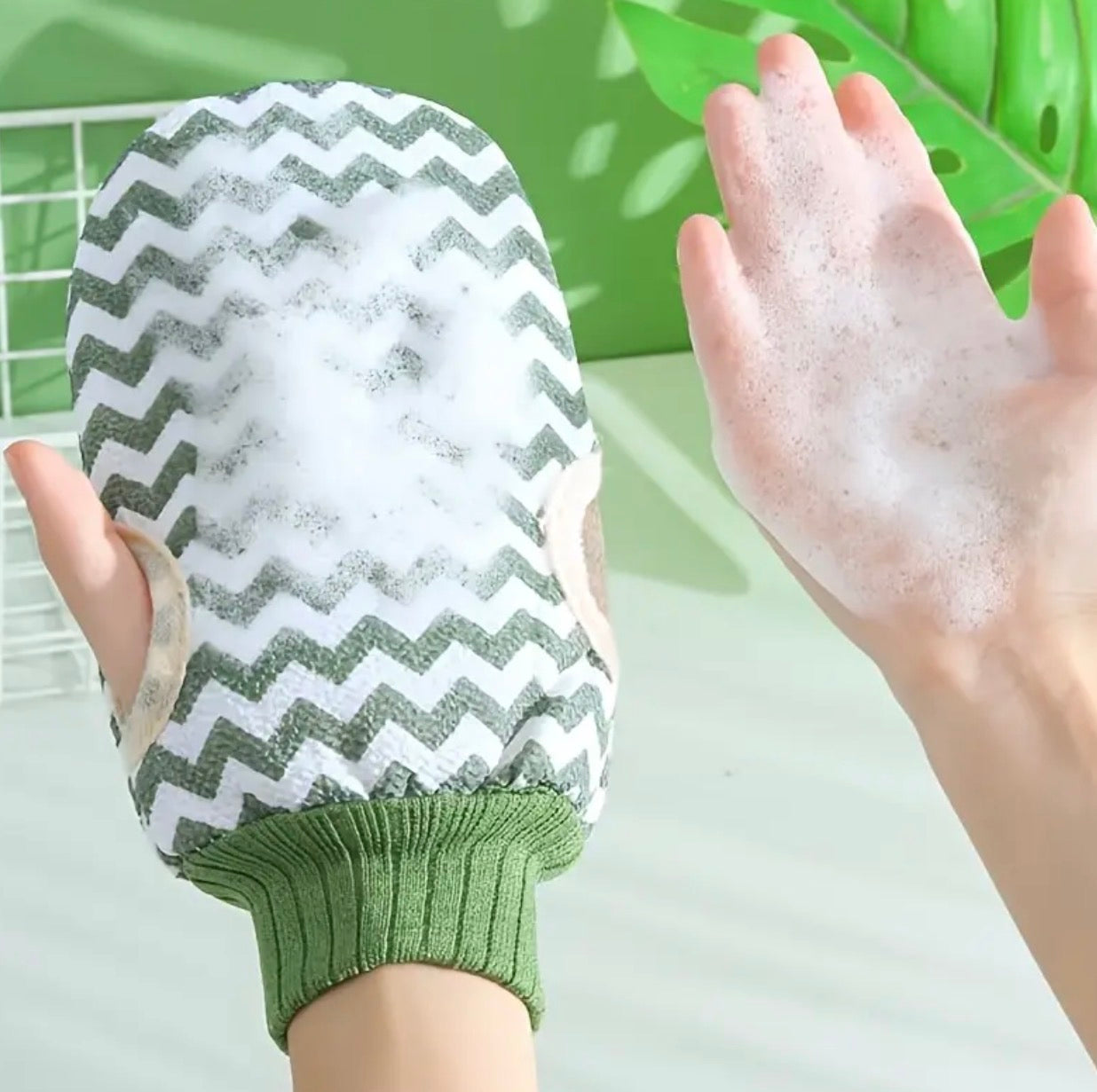 Double-Sided Exfoliating Shower Gloves – Deep Cleansing & Massage Bath Mitts for Smooth, Glowing Skin